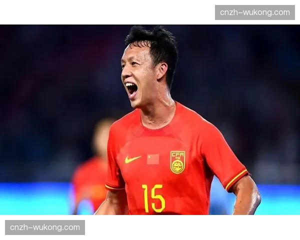 申花高天意前腰位置作用关键,斯卢茨基进攻组织依赖中场创造力发挥 申花高天意前腰位置作用关键,斯卢茨基进攻组织依赖中场创造力发挥